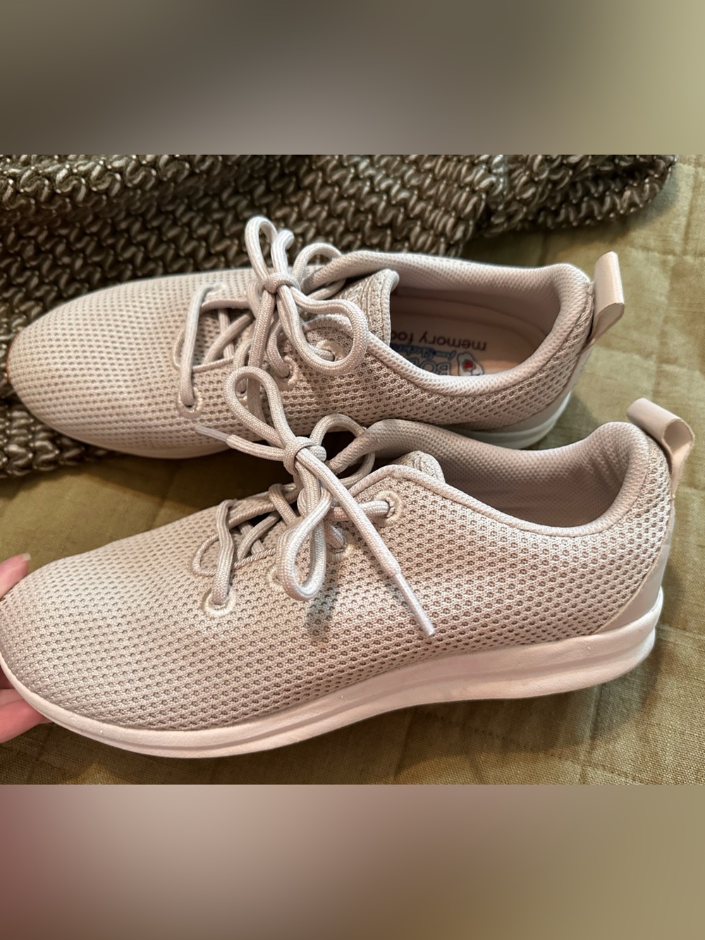 Bobs by Skechers- sz 9